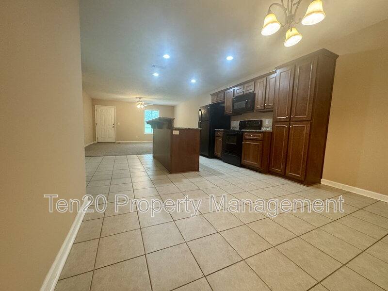 House for rent at 693 Lee Rd #243, Phenix City, AL 36870