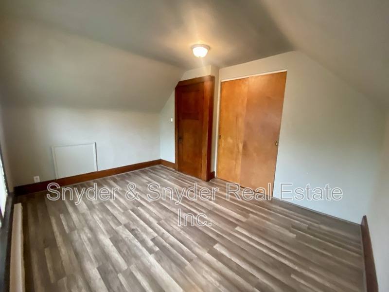 Apartment for rent at 438 Crestwood Ave #3, Akron, OH 44302