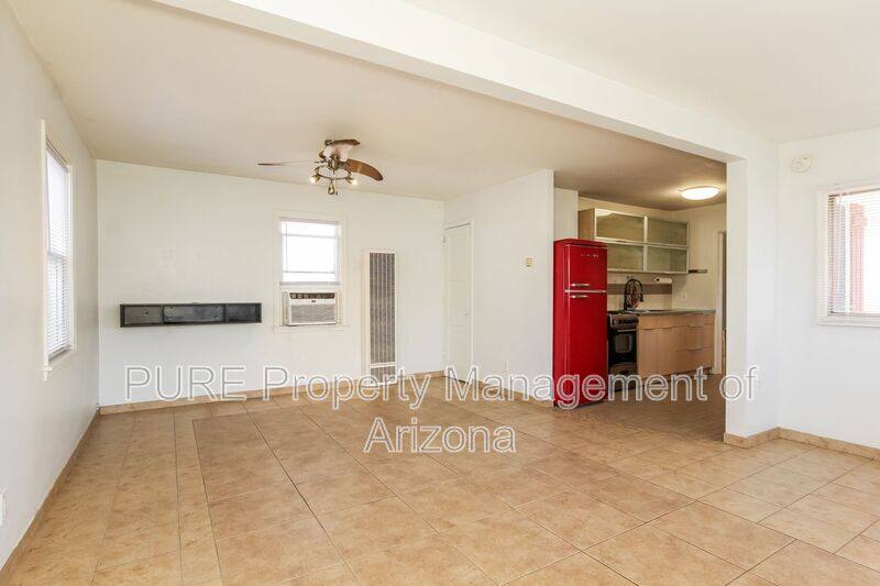 Apartment for rent at 912 E Montebello Ave, Phoenix, AZ 85014