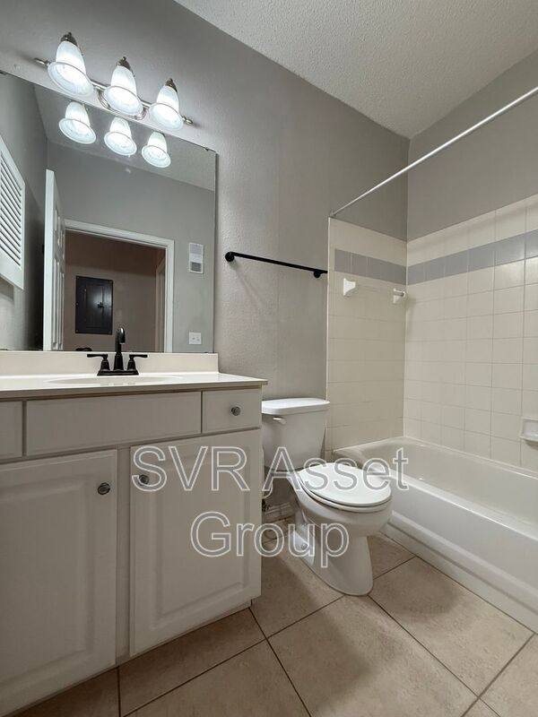 Condo for rent at 10000 Gate Parkway N #114, Jacksonville, FL 32246