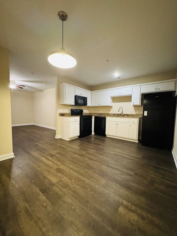 Apartment for rent at 1150 Cross Creek Circle #6, Greenville, NC 27834