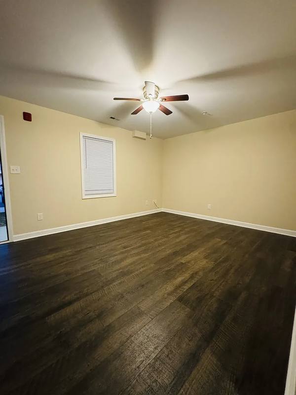 Apartment for rent at 1150 Cross Creek Circle #6, Greenville, NC 27834