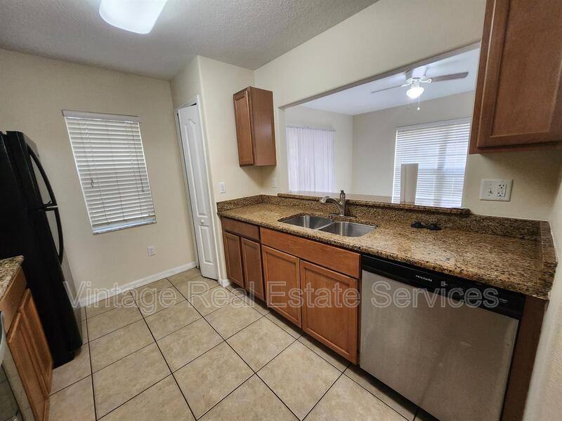Townhouse for rent at 10932 Keys Gate, Riverview, FL 33579