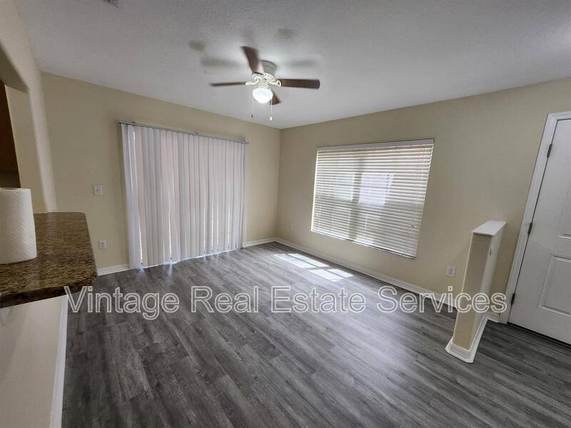 Townhouse for rent at 10932 Keys Gate, Riverview, FL 33579