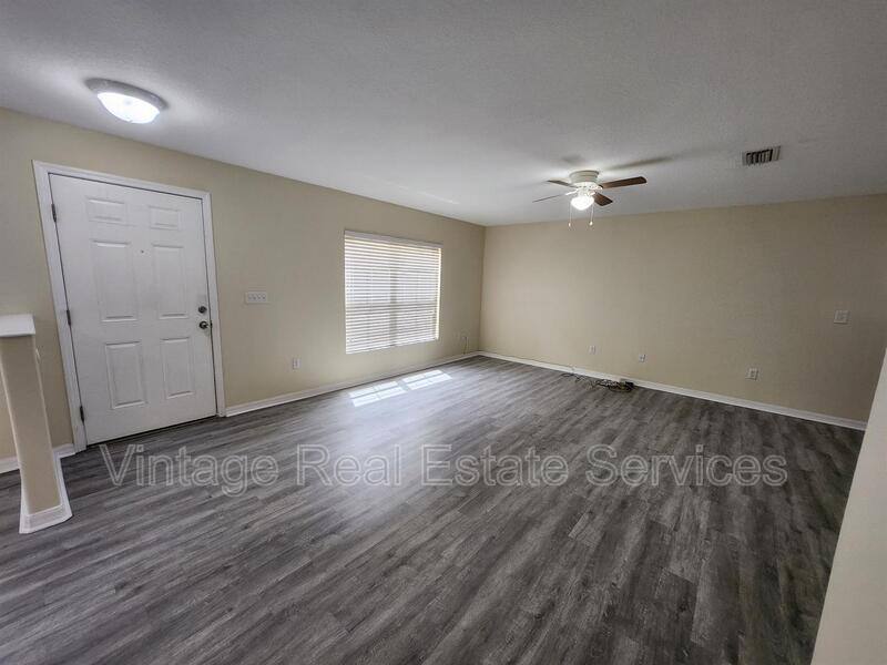 Townhouse for rent at 10932 Keys Gate, Riverview, FL 33579