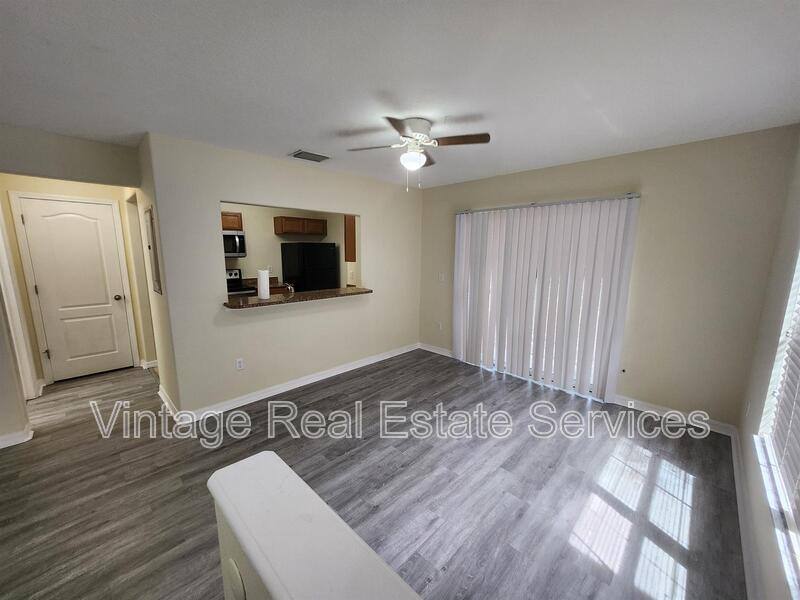 Townhouse for rent at 10932 Keys Gate, Riverview, FL 33579