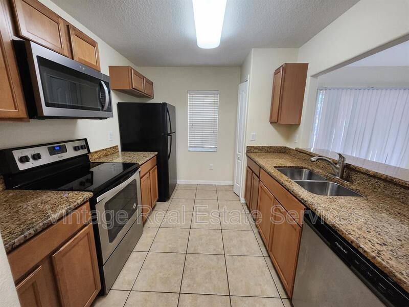 Townhouse for rent at 10932 Keys Gate, Riverview, FL 33579