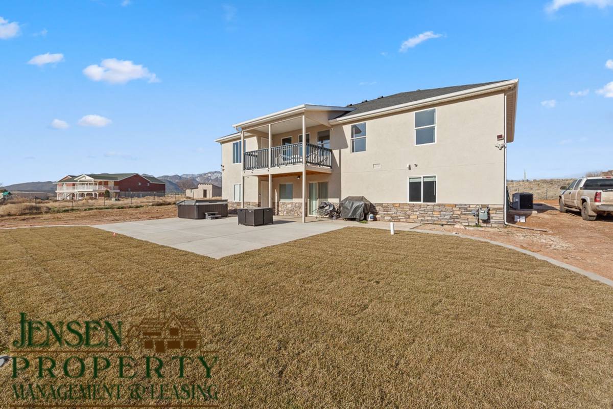 House for rent at 1784 S Old Highway 91, New Harmony, UT 84757