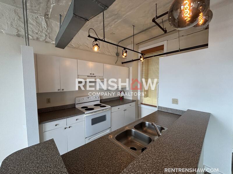 Apartment for rent at 245 Madison Ave #604, Memphis, TN 38103