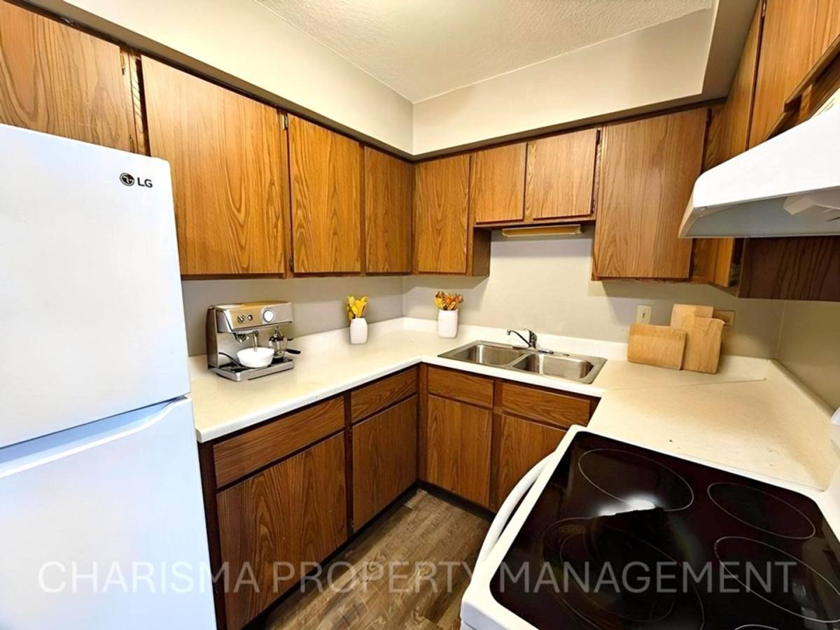 Apartment for rent at 1005 E 4th St, Garretson, SD 57030