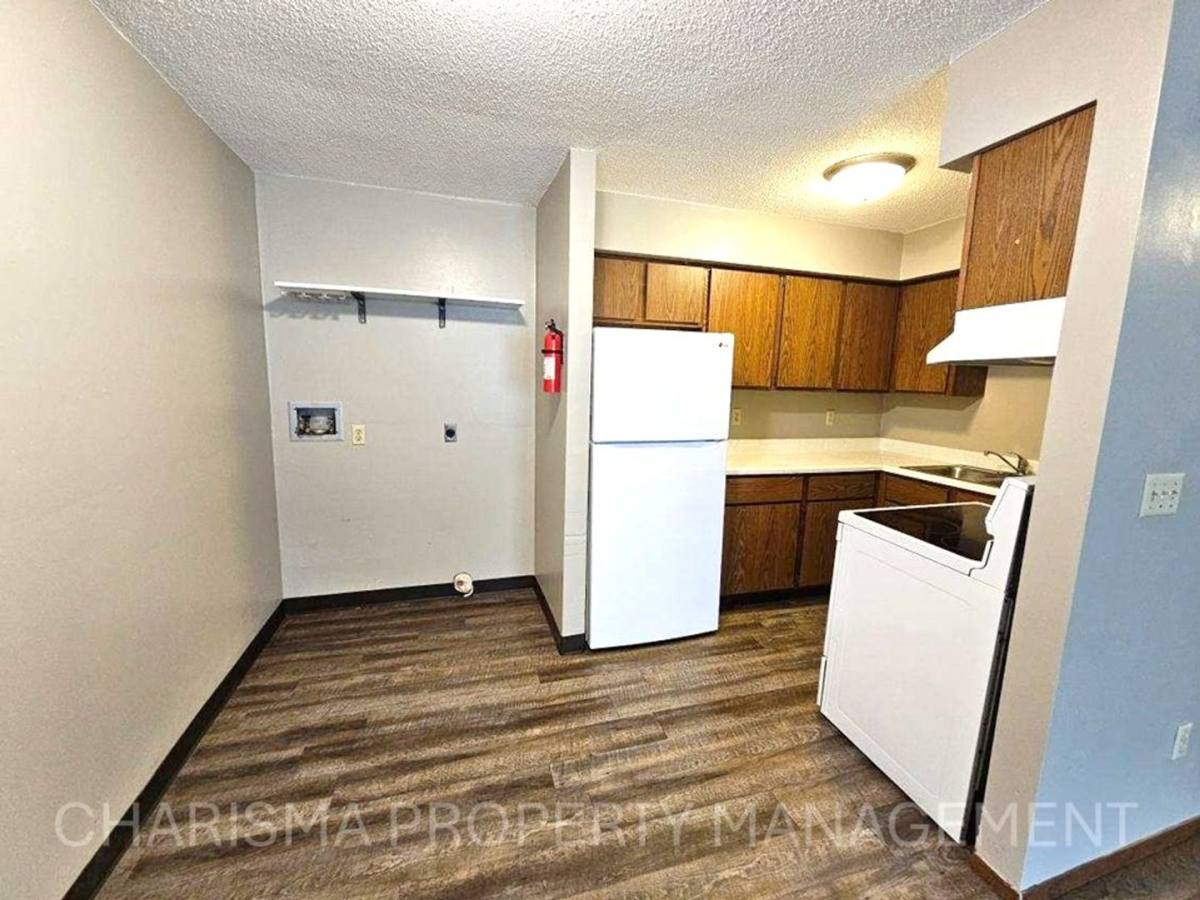 Apartment for rent at 1005 E 4th St, Garretson, SD 57030