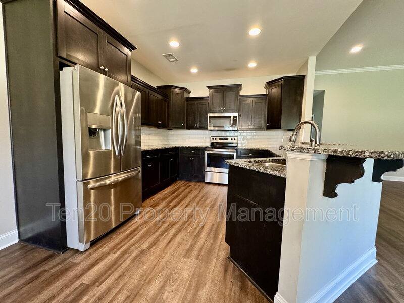 House for rent at 488 Lee Rd #288, Smiths Station, AL 36877