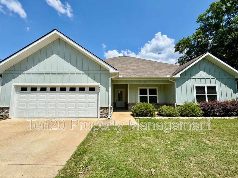 House for rent at 488 Lee Rd #288, Smiths Station, AL 36877