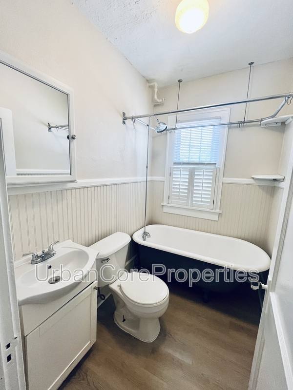 Apartment for rent at 500 5th St N #3, Saint Petersburg, FL 33701