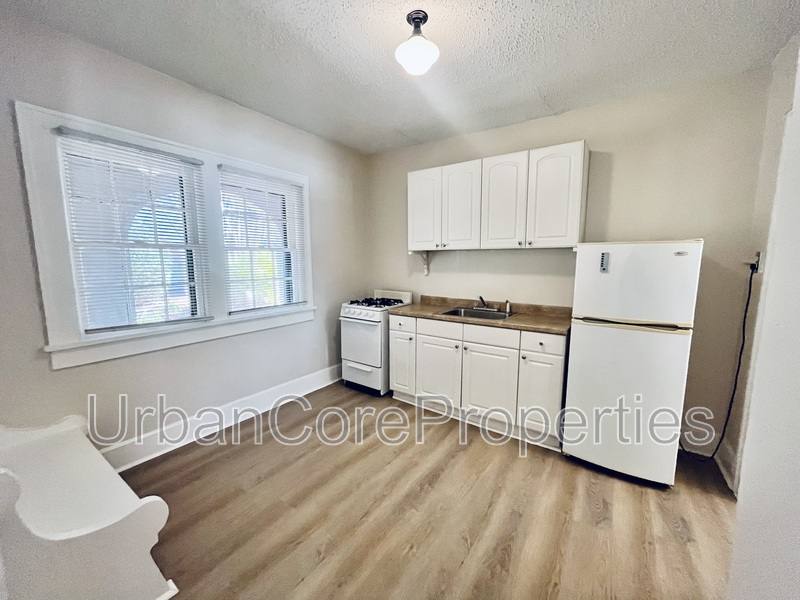 Apartment for rent at 500 5th St N #3, Saint Petersburg, FL 33701
