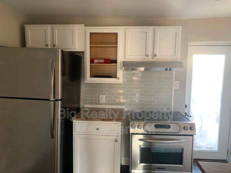 House for rent at 457 Walnut St, Pottstown, PA 19464