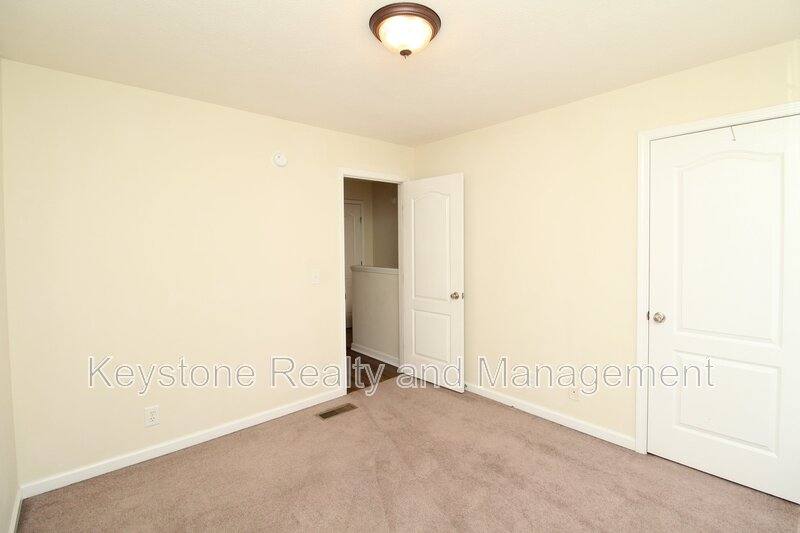 Townhouse for rent at 2300 Raleigh Court #3, Clarksville, TN 37043