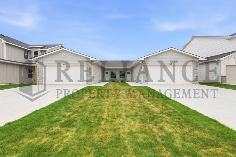 Apartment for rent at 150 N Gowen St, Goddard, KS 67052