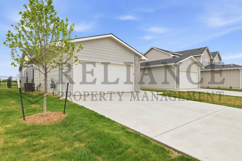 Apartment for rent at 150 N Gowen St, Goddard, KS 67052