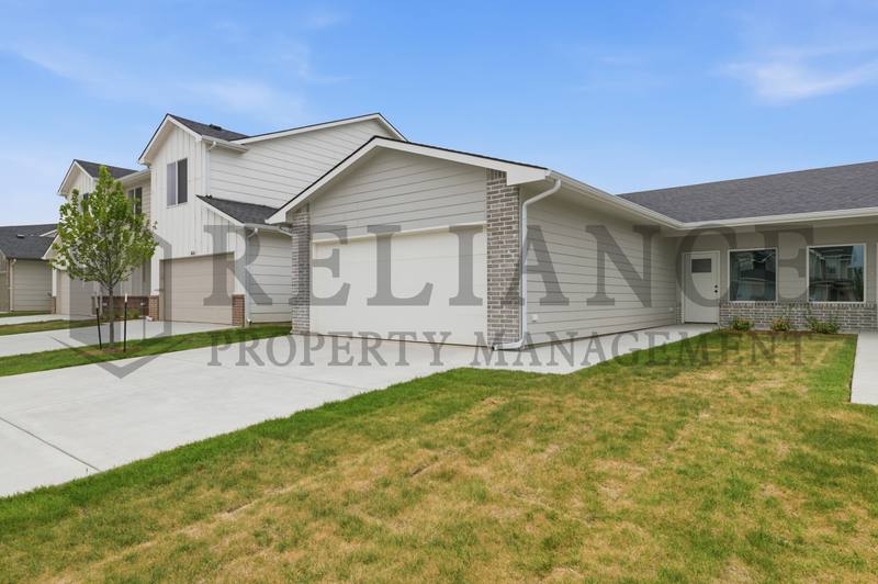 Apartment for rent at 150 N Gowen St, Goddard, KS 67052