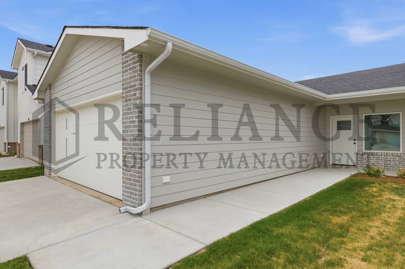 Apartment for rent at 150 N Gowen St, Goddard, KS 67052