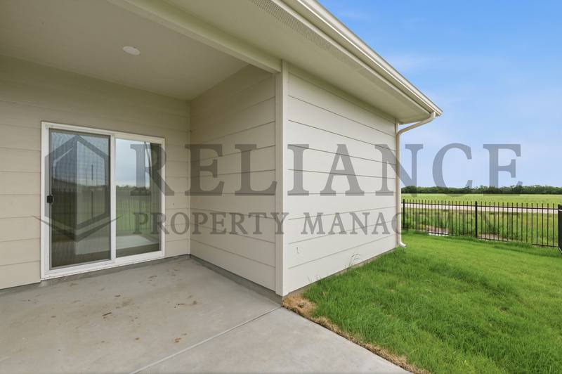Apartment for rent at 202 N Gowen St, Goddard, KS 67052