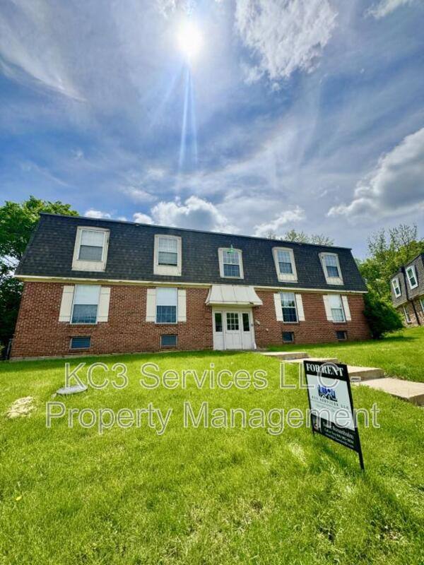 Apartment for rent at 8717 Countryshire Lane, Kansas City, MO 64138
