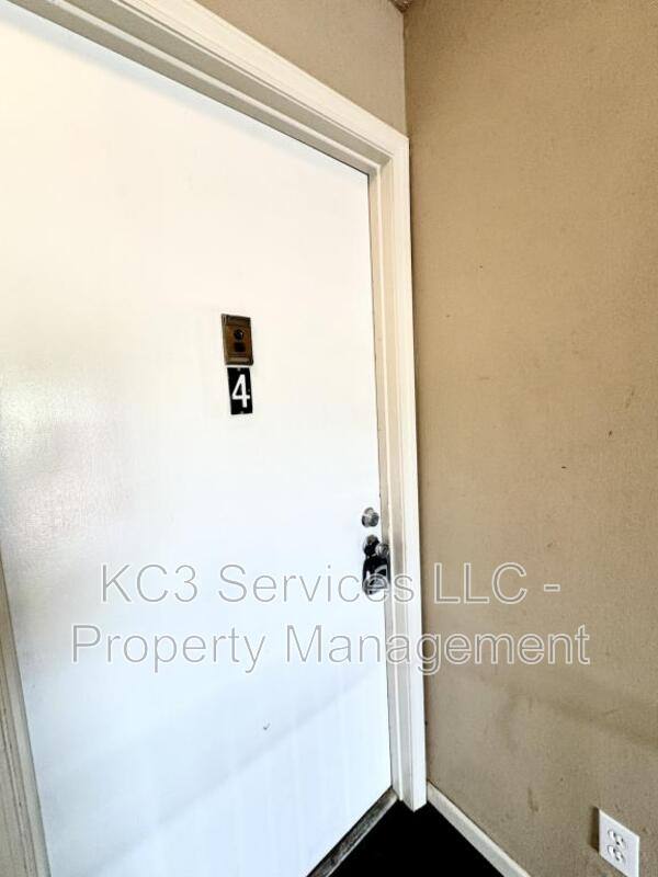 Apartment for rent at 8717 Countryshire Lane, Kansas City, MO 64138