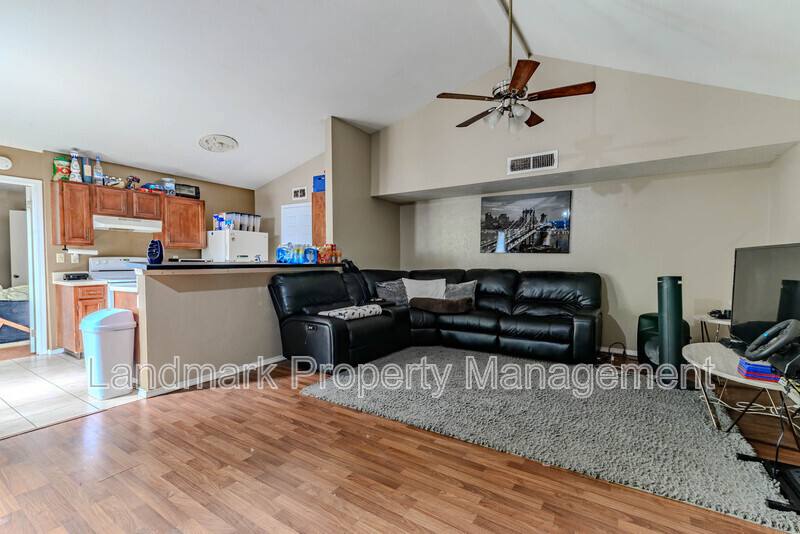 House for rent at 434 Pogue St, Cedar Hill, TX 75104