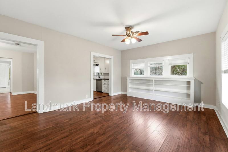 House for rent at 405 College St, Cleburne, TX 76033
