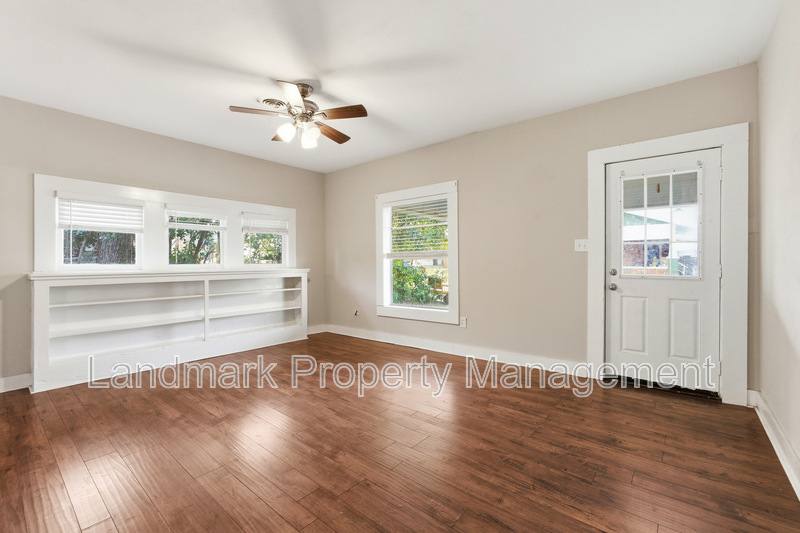 House for rent at 405 College St, Cleburne, TX 76033