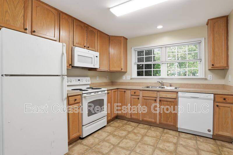 Townhouse for rent at 24 Mabel Lane, Martinsburg, WV 25404