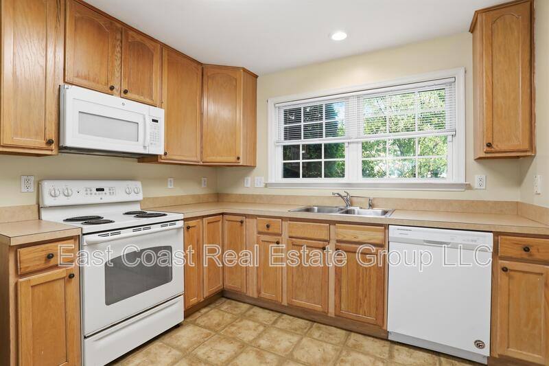 Townhouse for rent at 24 Mabel Lane, Martinsburg, WV 25404
