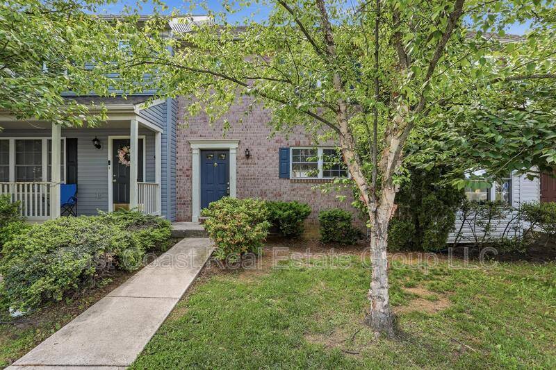 Townhouse for rent at 24 Mabel Lane, Martinsburg, WV 25404