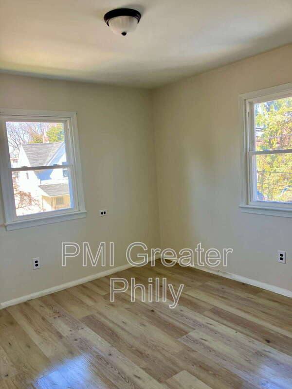 House for rent at 1523 W Cheltenham Ave, Elkins Park, PA 19027