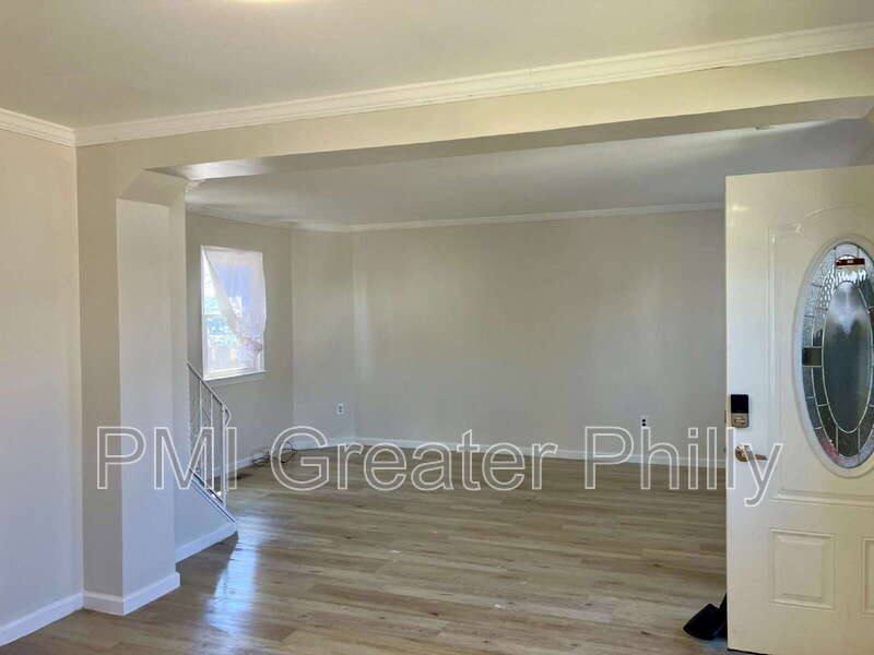 House for rent at 1523 W Cheltenham Ave, Elkins Park, PA 19027