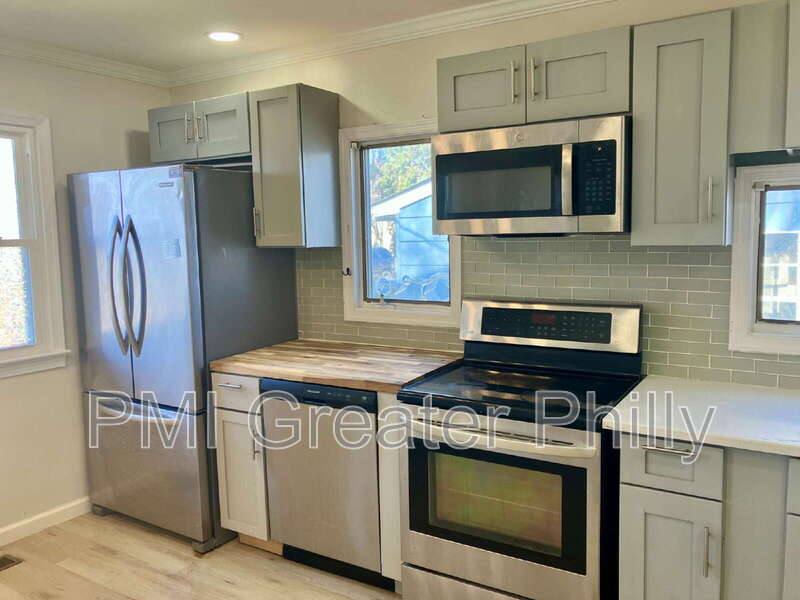 House for rent at 1523 W Cheltenham Ave, Elkins Park, PA 19027