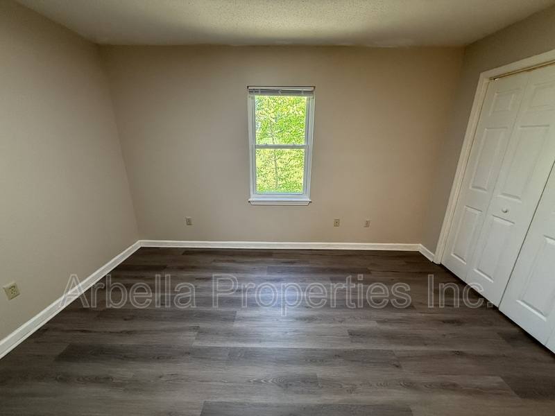 Apartment for rent at 1909 Cherokee Rd #10, Johnson City, TN 37604
