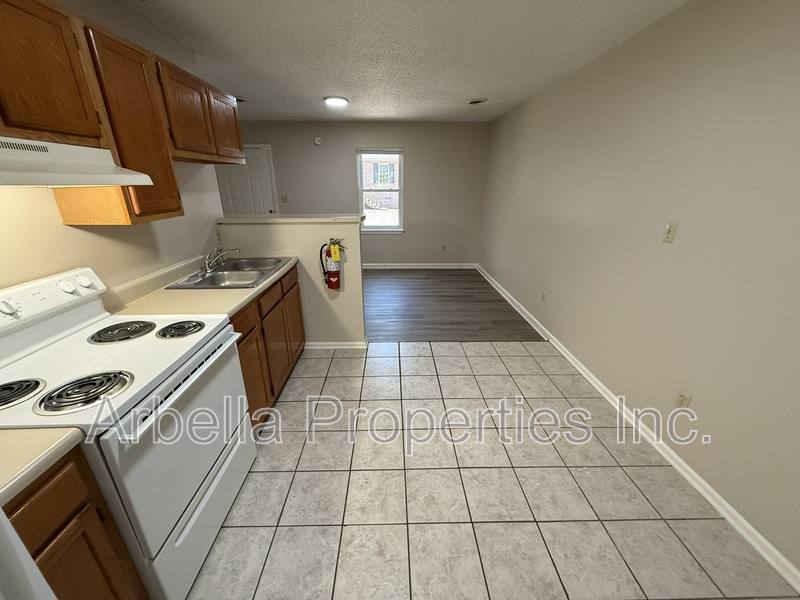 Apartment for rent at 1909 Cherokee Rd #10, Johnson City, TN 37604