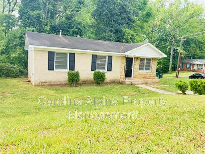 House for rent at 6800 Fieldvale Place, Charlotte, NC 28217