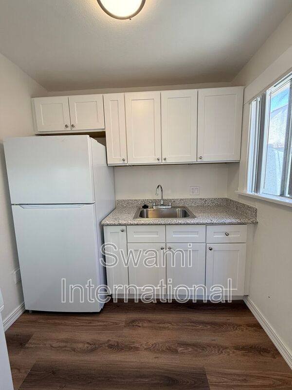 House for rent at 1002 Island Ave, Wilmington, CA 90744
