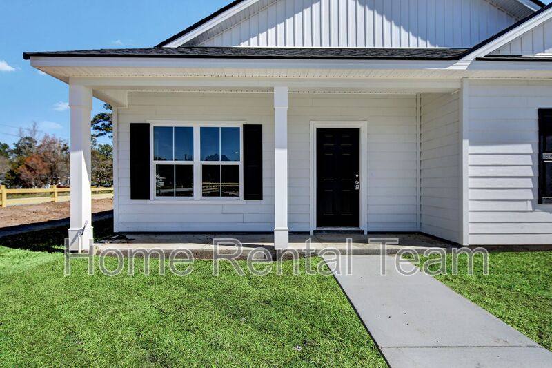 House for rent at 102 Kennah Court #10, Richmond Hill, GA 31324