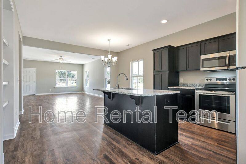 House for rent at 102 Kennah Court #10, Richmond Hill, GA 31324