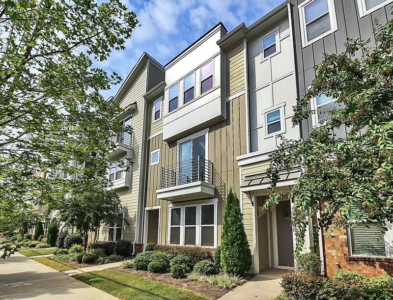 Townhouse for rent at 2609 Statesville Ave, Charlotte, NC 28206