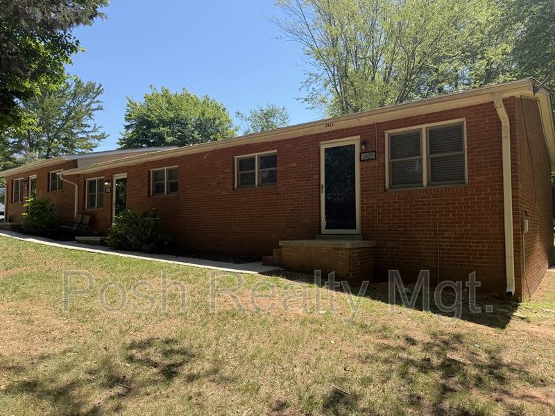 Apartment for rent at 3523 Old Battleground Rd, Greensboro, NC 27410