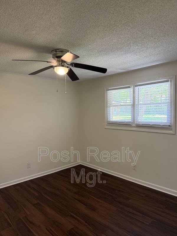 Apartment for rent at 3523 Old Battleground Rd, Greensboro, NC 27410