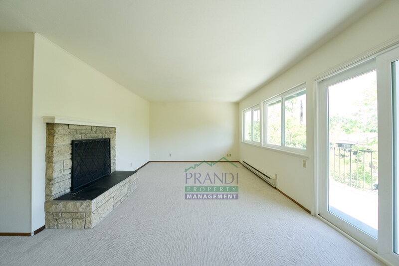 Apartment for rent at 1562 Sir Francis Drake Blvd #1, San Anselmo, CA 94960