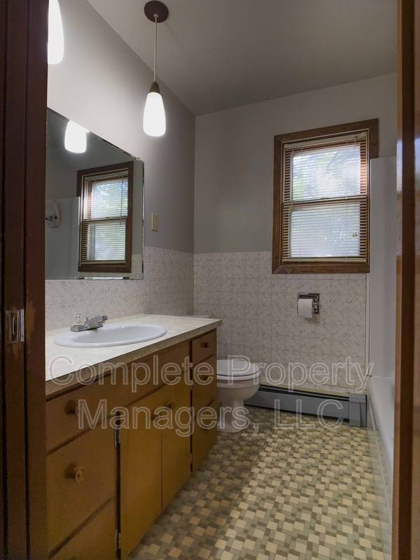 Apartment for rent at 110 S 4th Ave W #2, Lake Mills, IA 50450