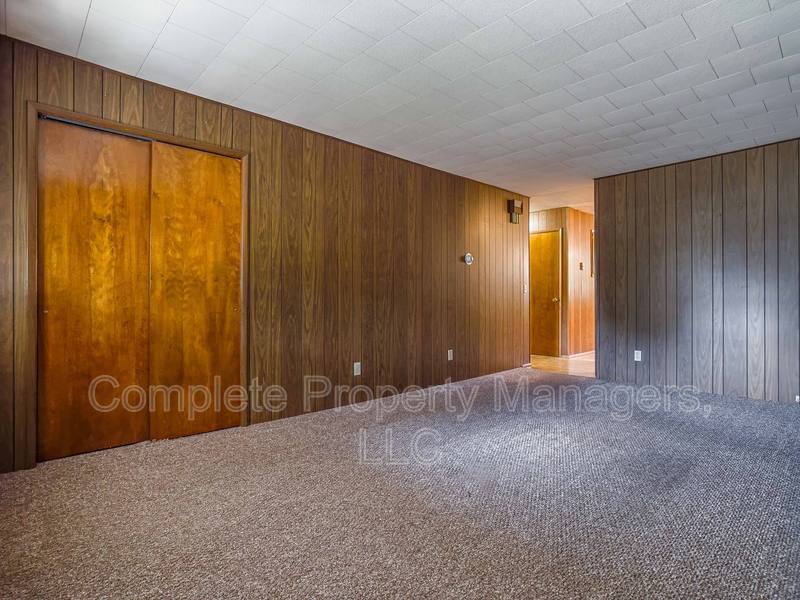 Apartment for rent at 110 S 4th Ave W #2, Lake Mills, IA 50450