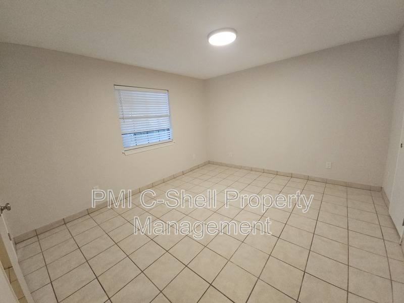 Apartment for rent at 3409 Green Briar Circle #2, Gulf Breeze, FL 32563
